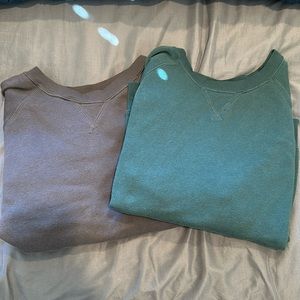Set of 2 Old Navy crewneck sweatshirts